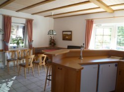 Theke und Stammtisch Theke und Stammtisch